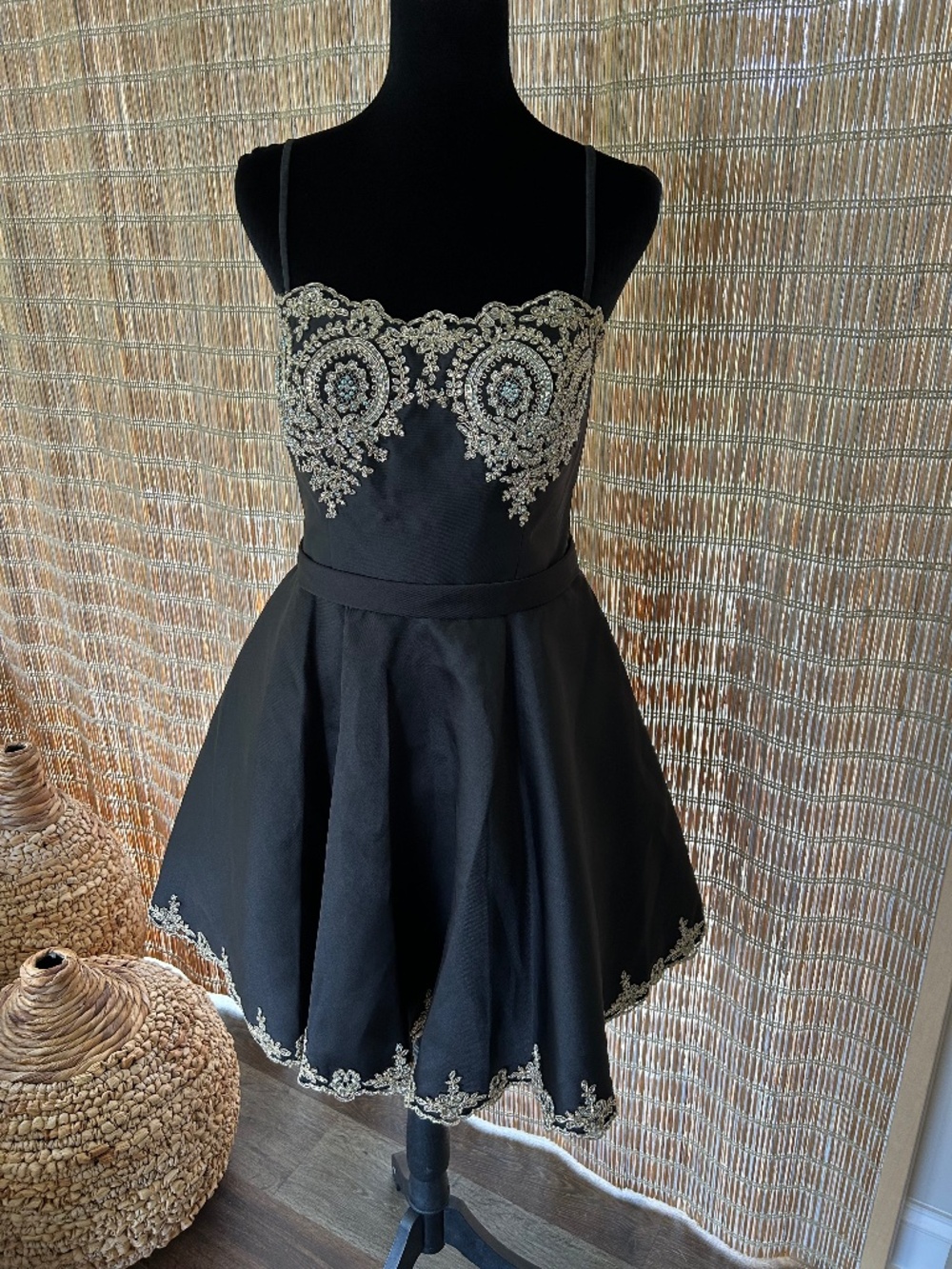 NWT Junior Dave & Johnny Beaded party/cocktail dress